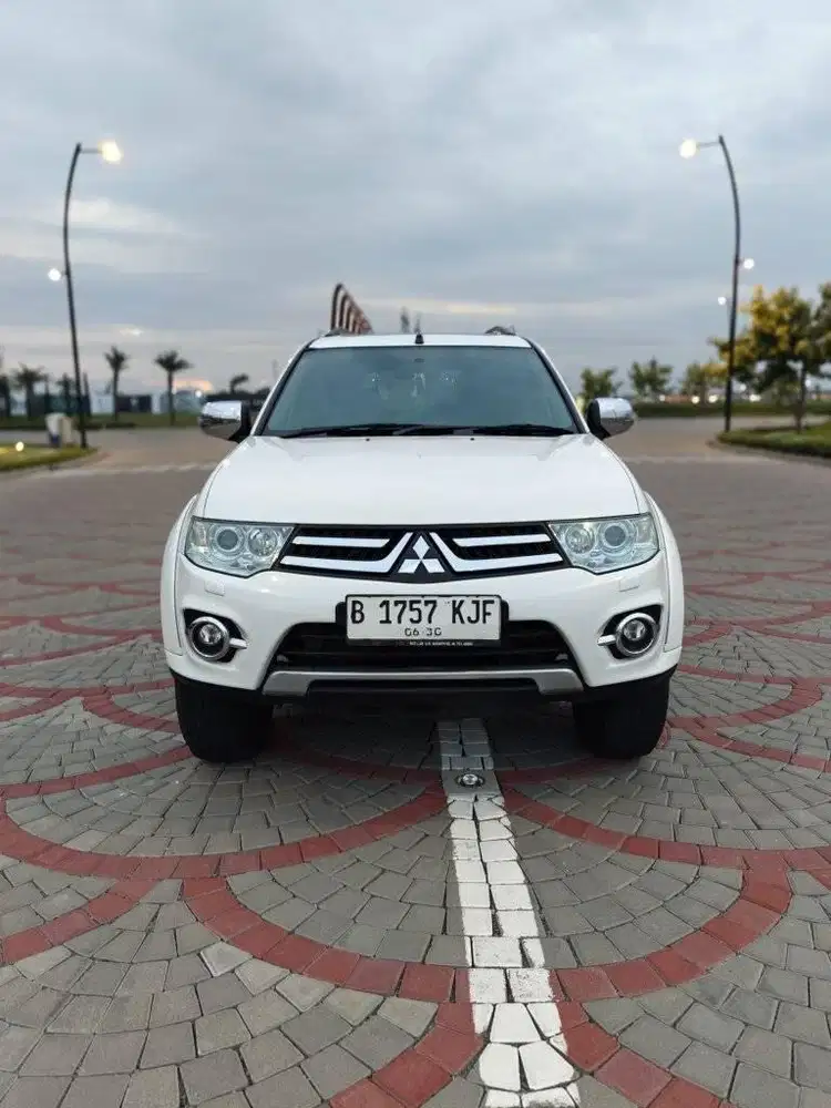 tdp 25 jt Mitsubishi Pajero Dakkar 2014 putih