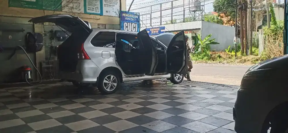 Avanza veloz matic 2012