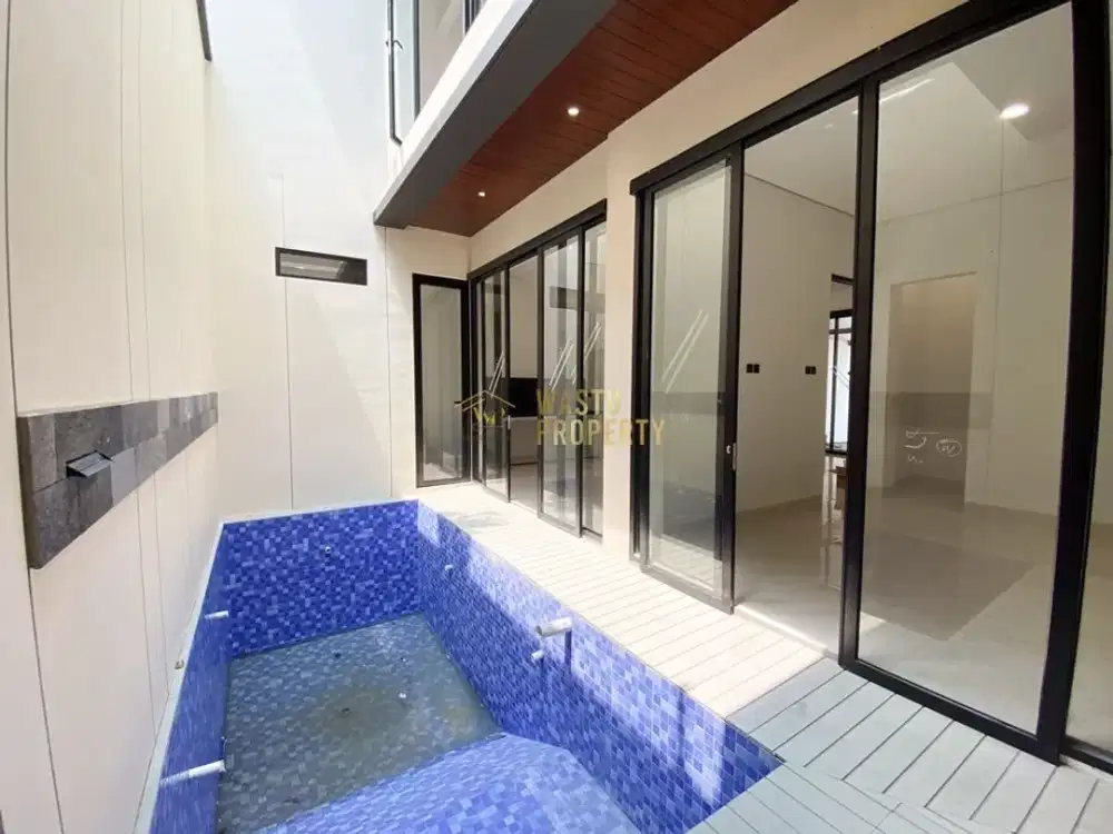 DIJUAL RUMAH MEWAH DI JALAN PALAGAN BONUS KOLAM RENANG MINI