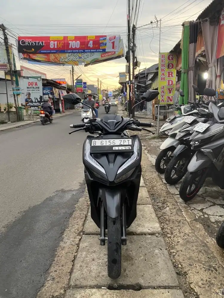 Vario 150 keyless led new DP500