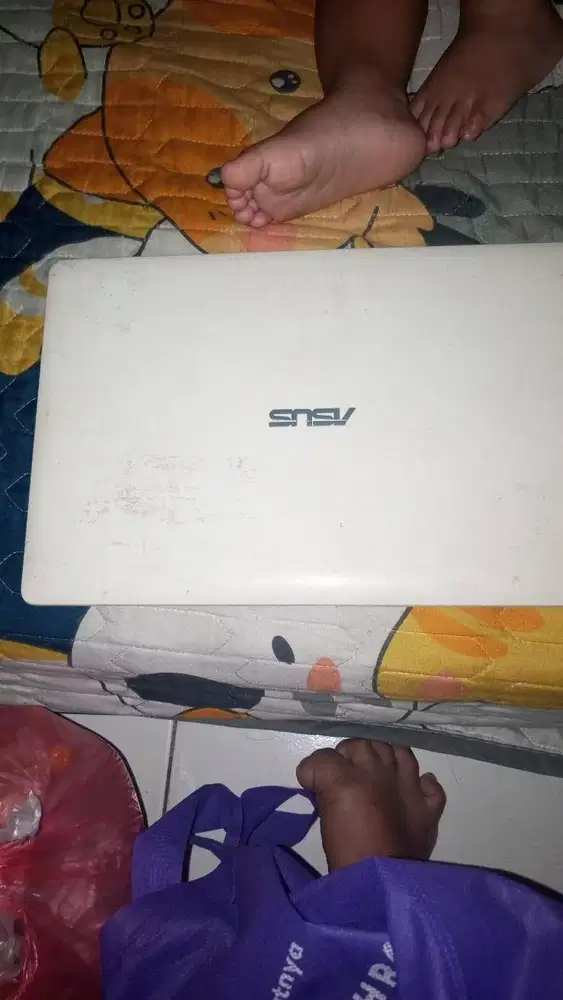 Notebook Asus X200M