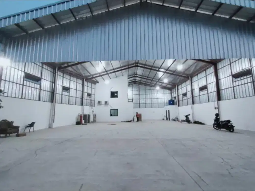 DISEWAKAN / DIJUAL GUDANG SIAP PAKAI DENGAN KANTOR @PASAR KEMIS, SUKAMANTRI, TANGERANG