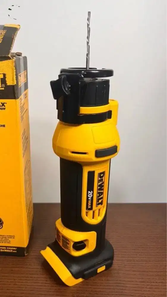 DEWALT 20V Drywall Cutting Alat Potong Mesin Tool Cut-Out (DCS551B)