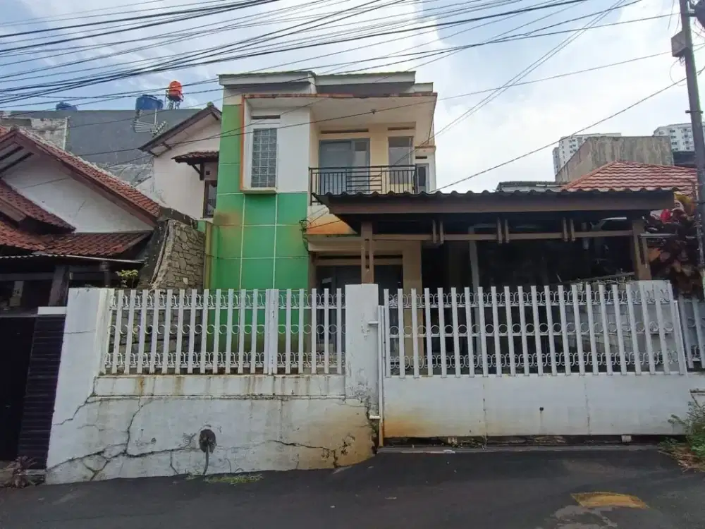 Dijual Rumah 2 Lantai Sekelimus Batununggal Siap Huni