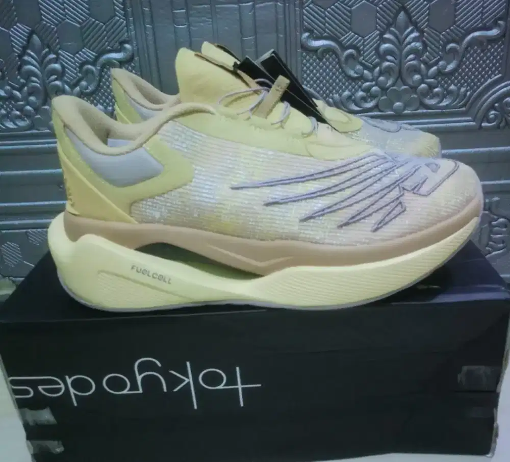 Sepatu Stone Island  X Tokyo Design