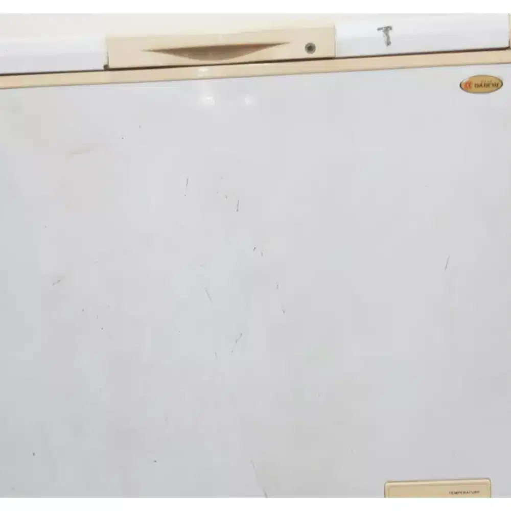 Frezeer 200  Daiichi beku bersih jozz