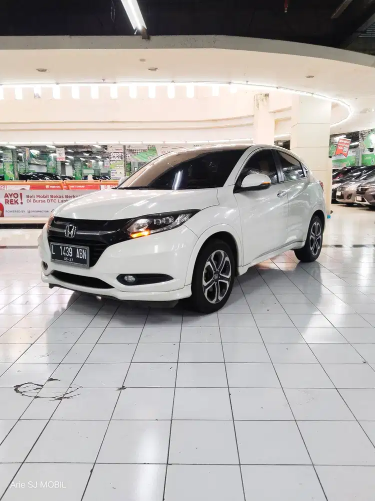 ANTIK FULL ORI KM LOW RECORD Honda HR-V Prestige Matic 2017