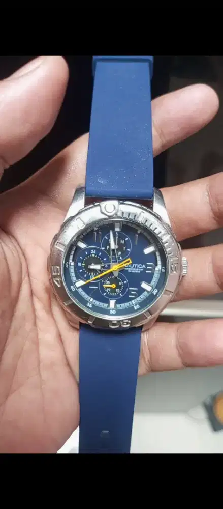 JAM TANGAN NAUTICA A13672G