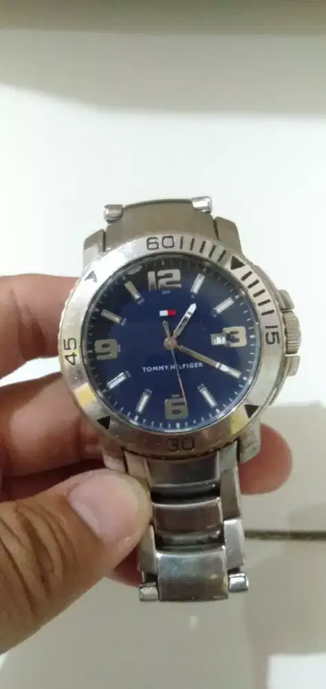 Jam Tangan Tommy Hilfiger