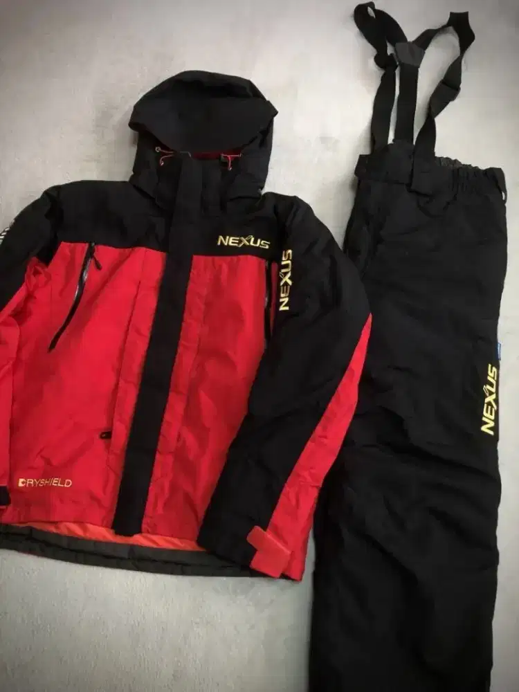 Shimano Nexus Dryshield setelan jaket outdoor dingin mancing