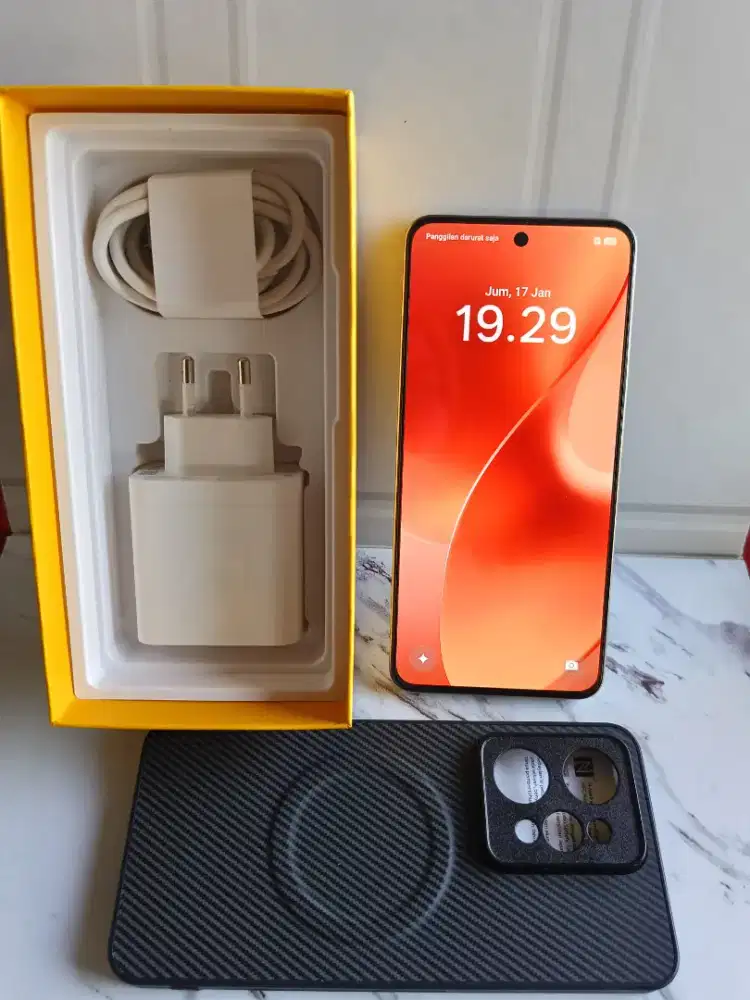 Realme 15 5G Ram 8+10/256 GB. Fullset Seperti HP baru. 100%