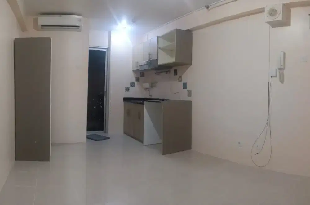 Di jual rugi apartemen Bassura type studio semi kichen atas mall