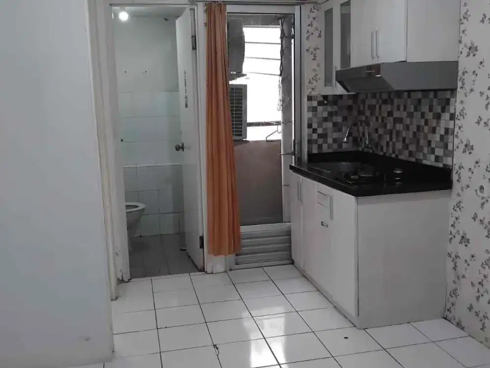 jual cepat Tower Flamboyan posisi hook 2 kamar Apartemen Kalibata City