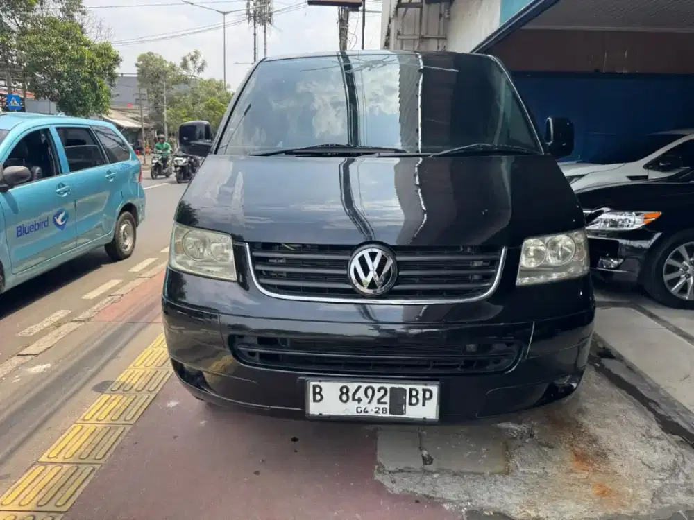 VW caravelle diesel 2010 AT long base
