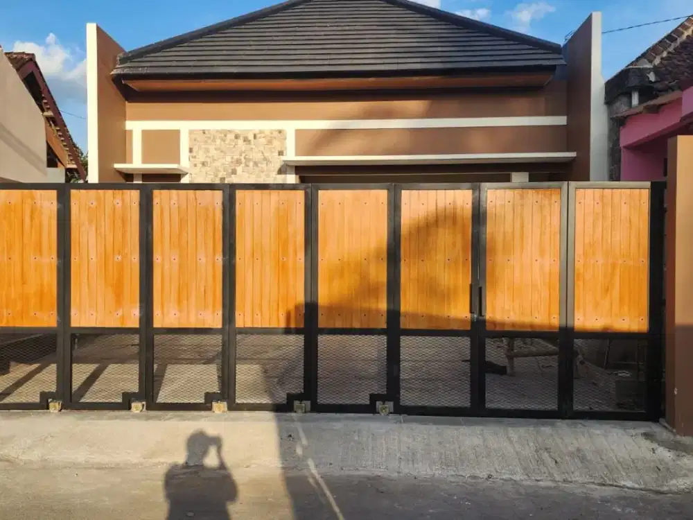 JUAL RUMAH BARU MODERN LIMASAN DI BARAT PASAR SLEMAN NGANGKRIKK