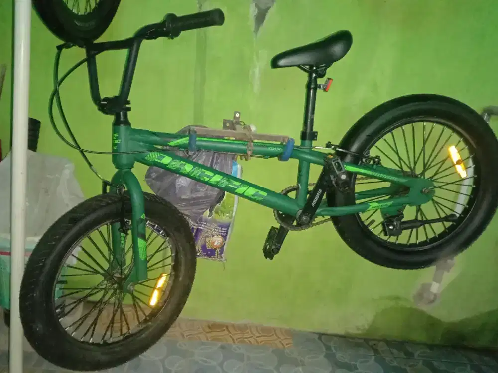 Sepeda Bmx Pacific masih mulus pemakaian 2 hari selebihnya nganggur