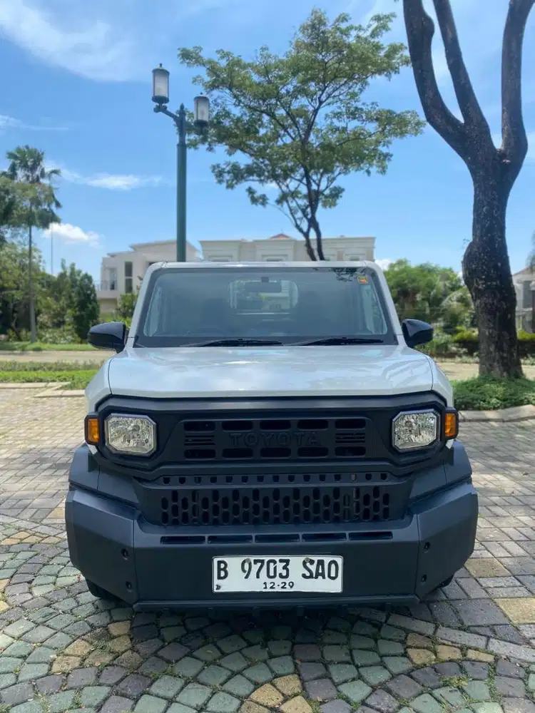 Toyota Hilux Rangga High MT 2024
