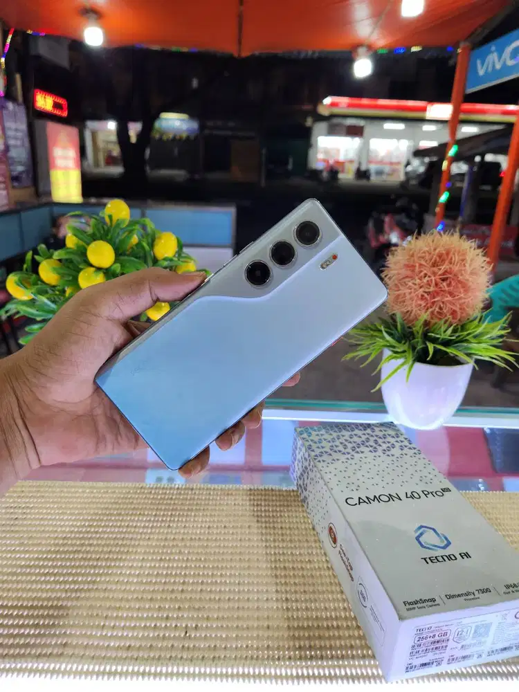 Tecno Camon 40 Pro 5G Ram (8+8) 16Gb/ 256GB Fullset Pemakaian 3 Minggu