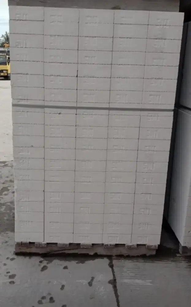 BATA RINGAN STANDAR AAC-SNI