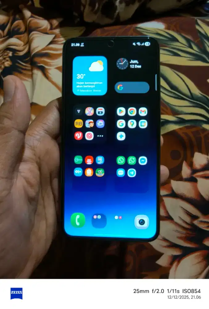 Samsung Galaxy s23 green 8/256