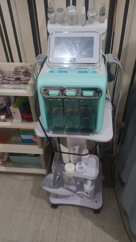 Dijual Perlengkapan dan peralatan salon