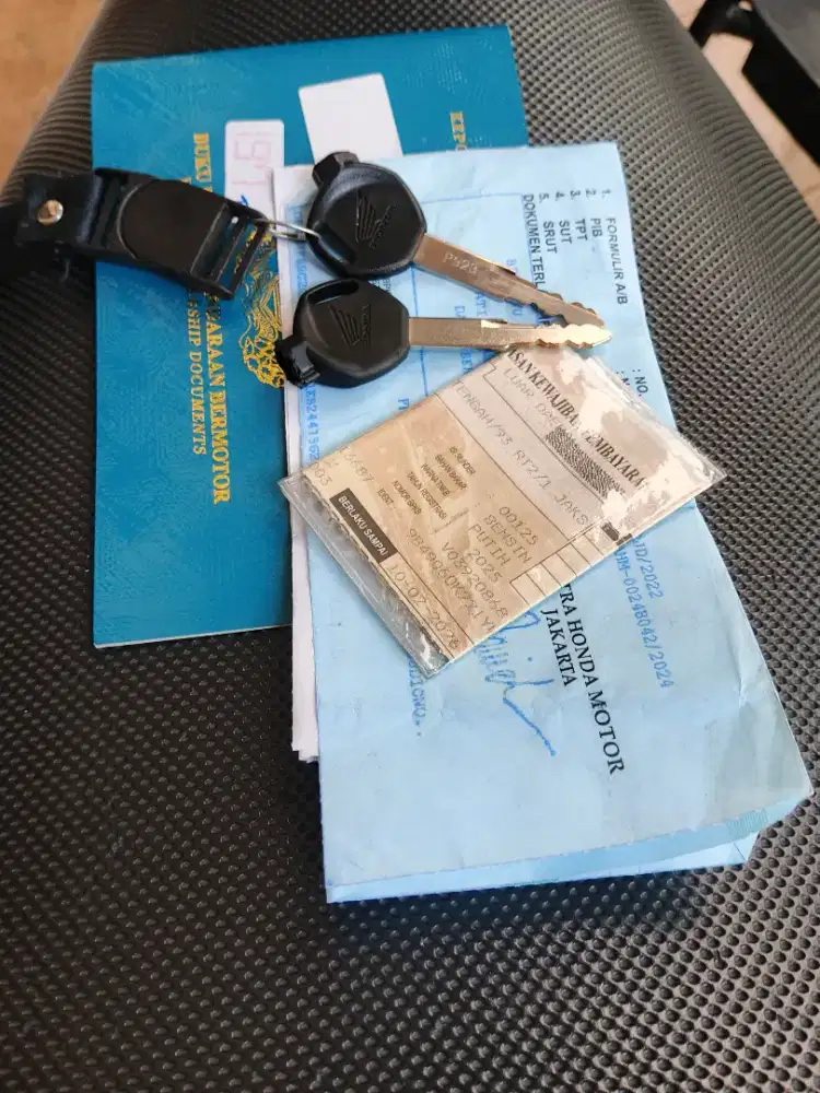 DI JUAL HONDA VARIO CBS NON ISS 125 2024