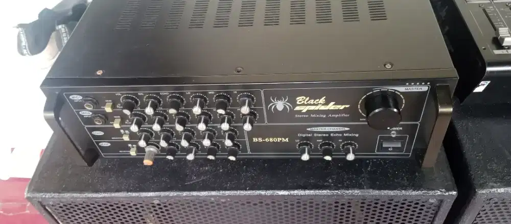 amplifier blacsfider bs 680