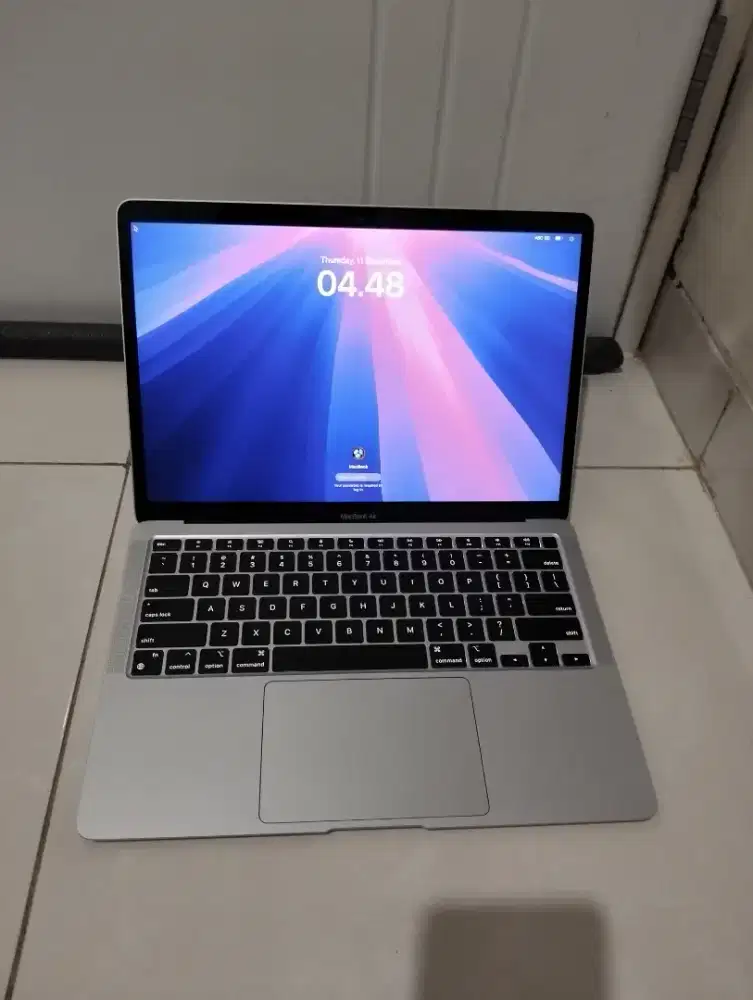 MacBook Air M1 mulus like new bh 95% cc rendah