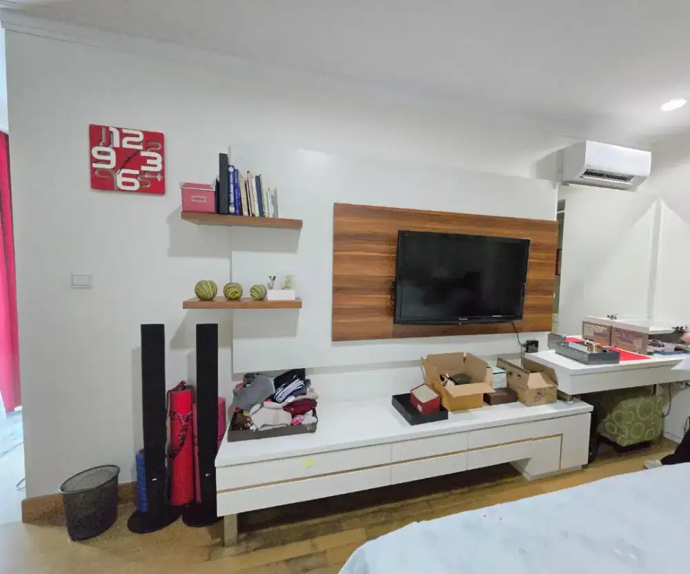 Jual kitchen set [marmer], lemari, meja TV + meja rias [BEKAS]