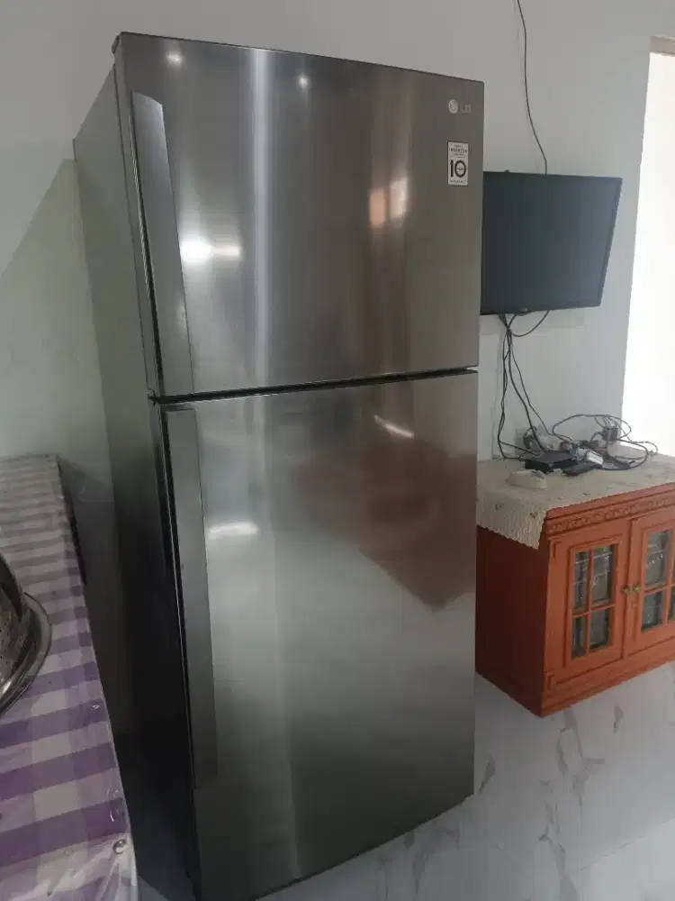 Kulkas LG 2 pintu ukuran jumbo