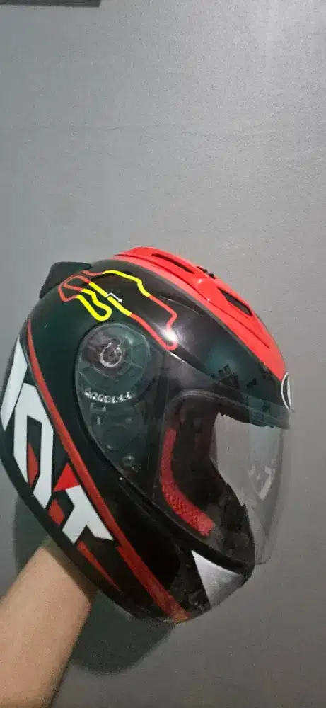 KYT RC7 pemakaian pribadi