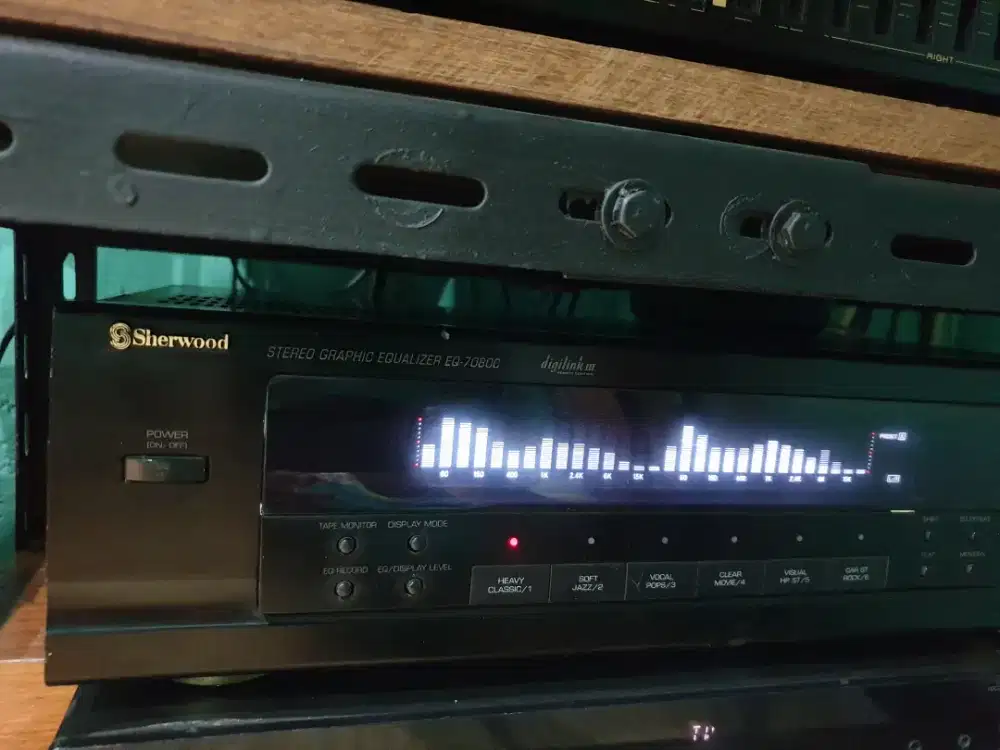 Sherwood Equaliser EQ-7080C