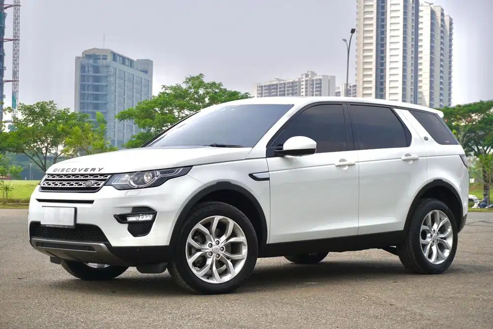 Range Rover Discovery Sport HSE Si4 2015 Putih White Promo Akhir Tahun