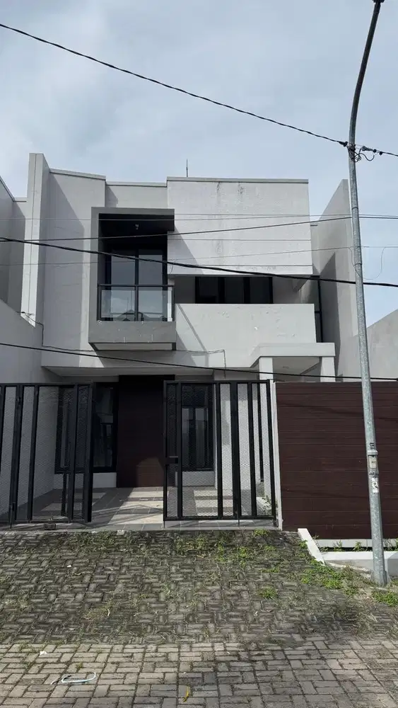 Dijual Rumah Baru Gress Modern Scandinavian Gayung Kebonsari Surabaya