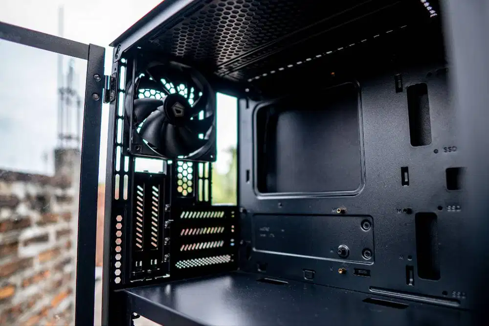 Casing M-ATX Armaggeddon Tessarrax Core 1 Air Premium