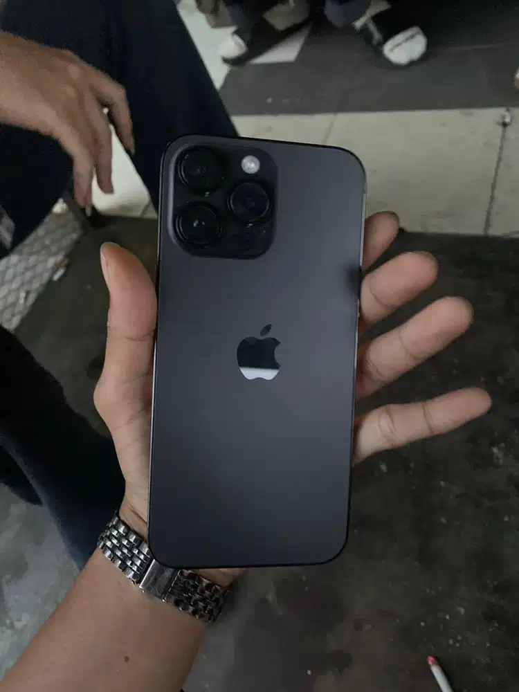 IPHONE 14 PRO MAX all off