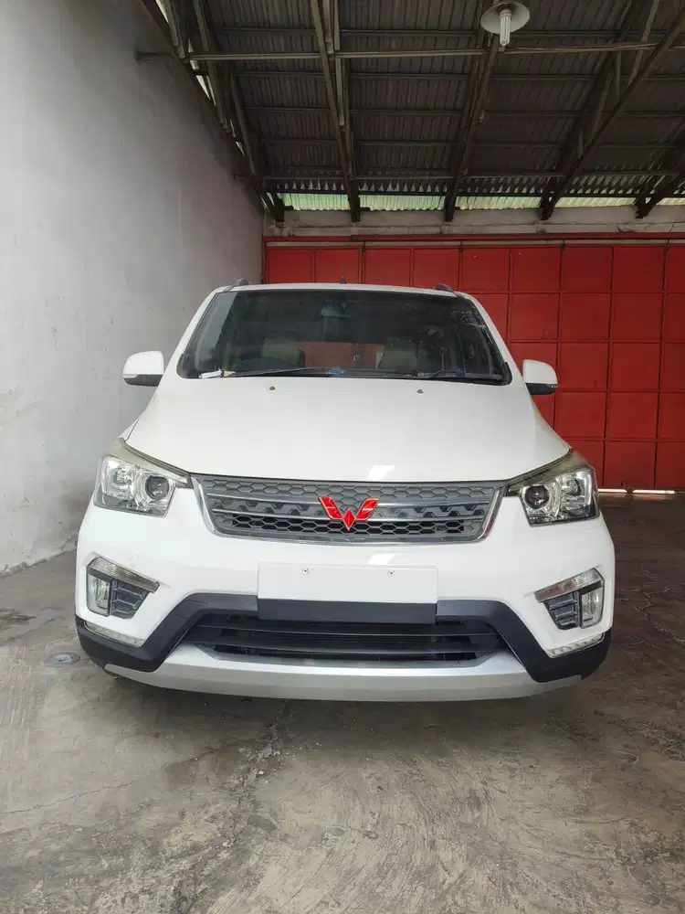 Wuling Confero S C LUX Manual/MT 2018