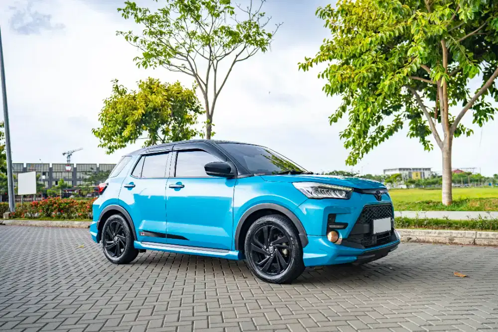 [Km 34rb] Harga Cash! Toyota Raize 1.0 GR TSS CVT Two Tone