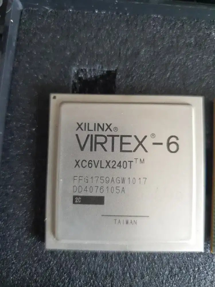 Xilnx FPGA Vertex-6 XC6VLX240T sirkuit chip programmable gate array