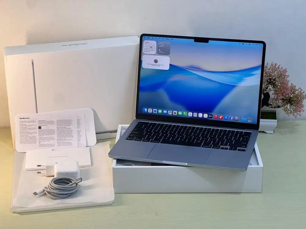 MacBook Air M4 2025 13-Inch RAM 16 GB SSD 512 GB iBox Mulus Fullsettt