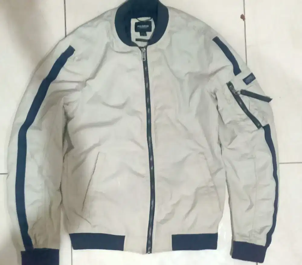 Bomber Pull & Bear Size M
