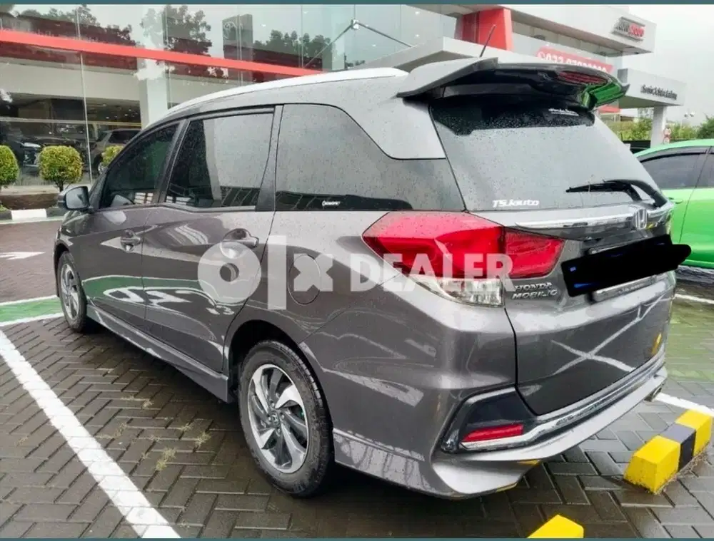 Mobilio RS AT 2019 abu2 met