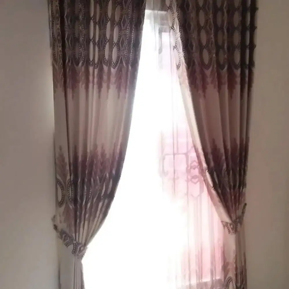 Menerima pemesanan gorden