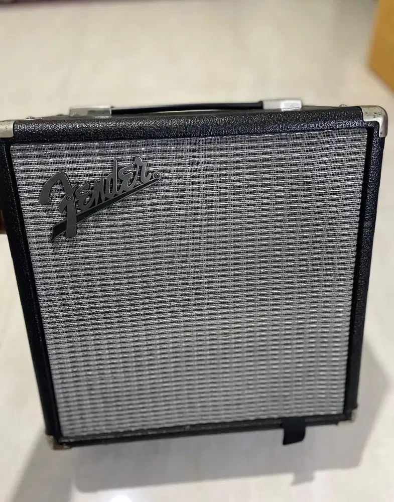 Fender Rumble 15 V3 (Second)