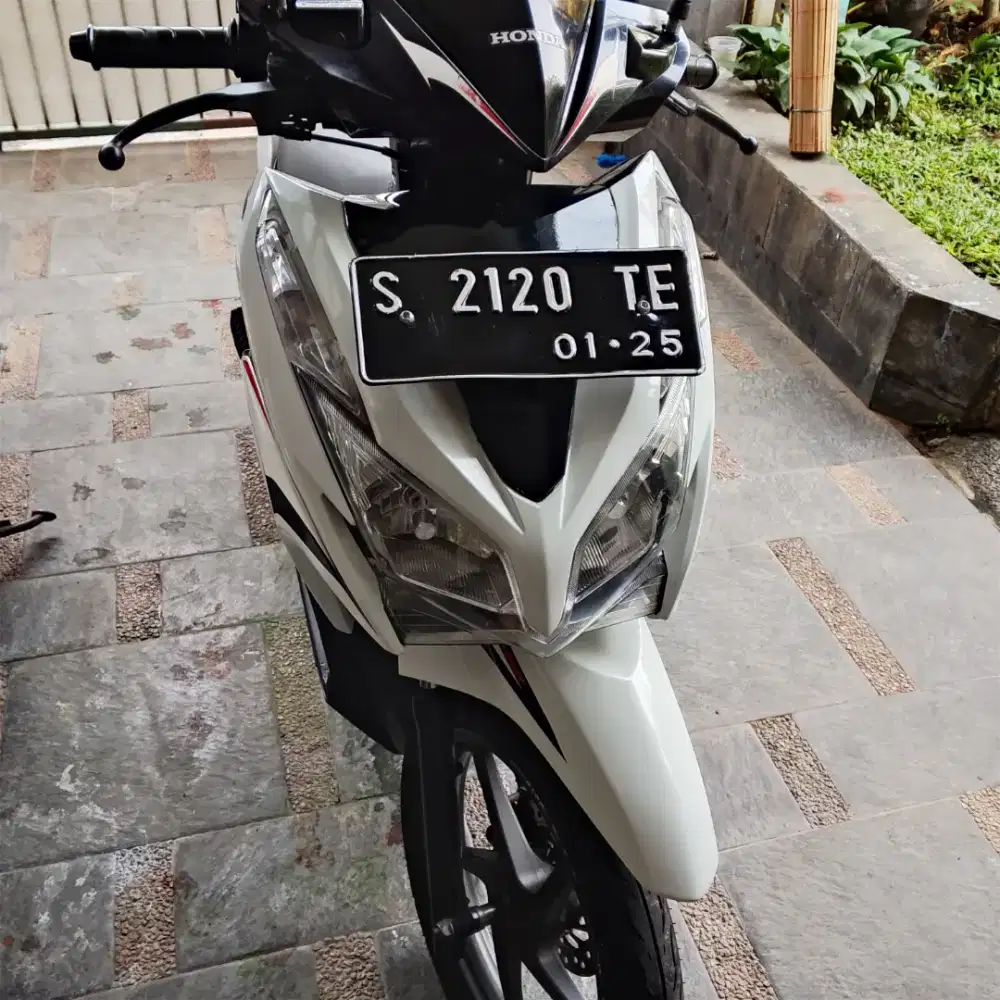 Vario 125 KZR 2015 BPKB plat S Mojokerto