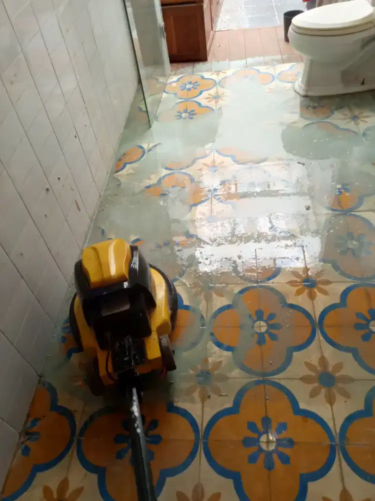 Jasa poles lantai marmer dll