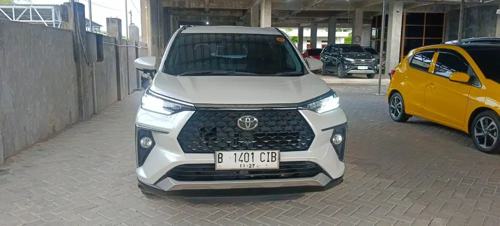 AVANZA VELOZ 2022 MATIC PUTIH