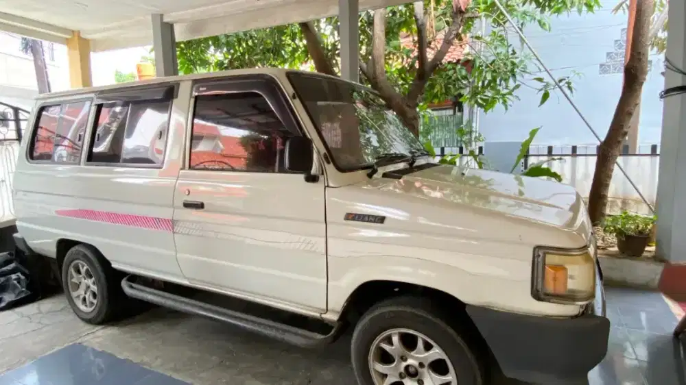 Kijang  KF 21 unit lawas istimewa