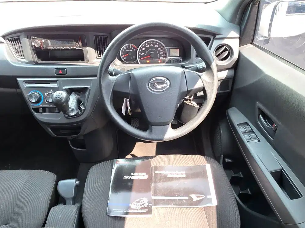 Daihatsu Sigra M Manual 2023 Dp 3 Juta Promo