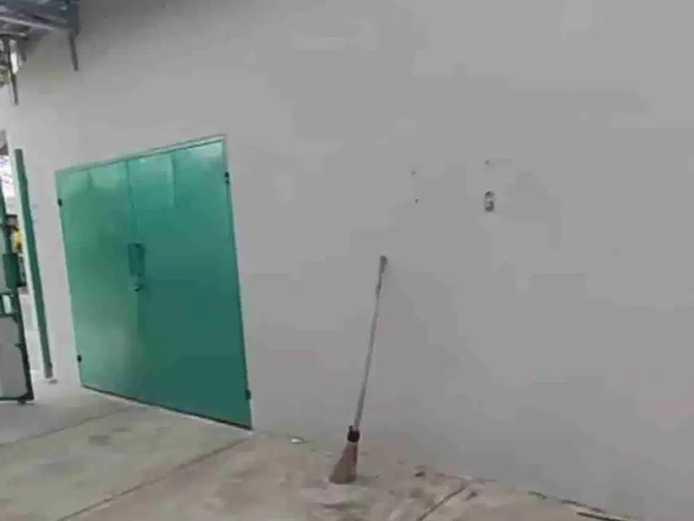 Di sewakan  WORKSHOP  Di Jalan Raya Perjuangan.  Bekasi.